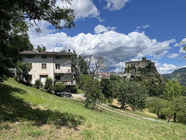 appartamento in vendita a Bardi