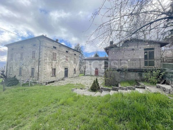 casa indipendente in vendita a Bardi in zona Noveglia