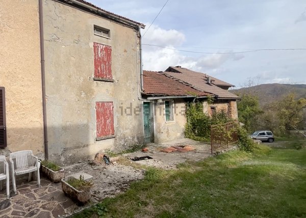 appartamento in vendita a Bardi