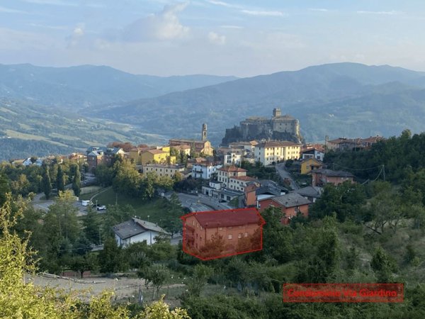 appartamento in vendita a Bardi in zona Diamanti