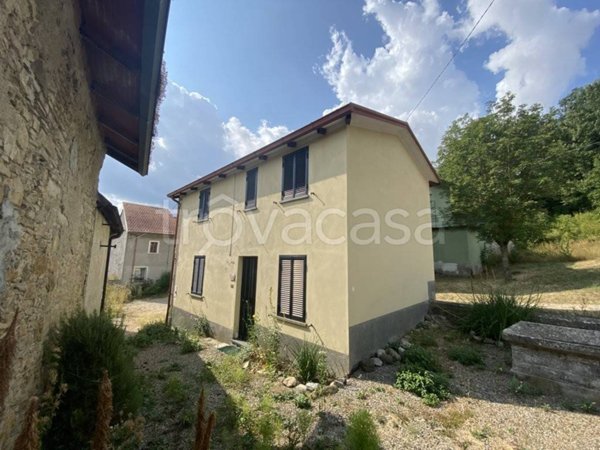 casa indipendente in vendita a Bardi in zona Cogno Grezzo