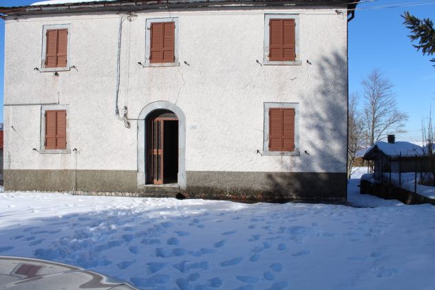 casa indipendente in vendita a Berceto