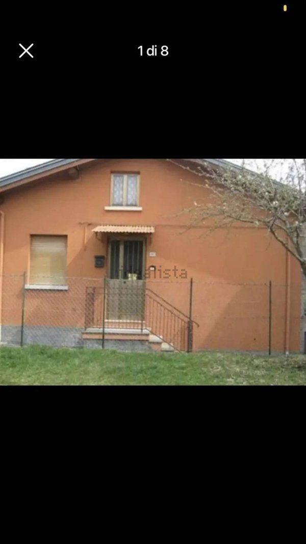 casa indipendente in vendita a Berceto in zona Fugazzolo