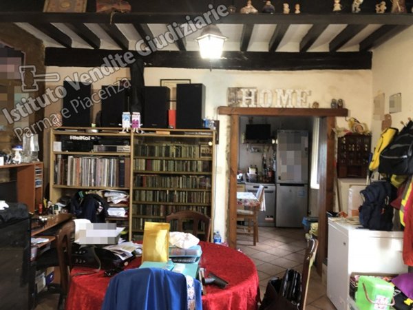 casa indipendente in vendita a Berceto