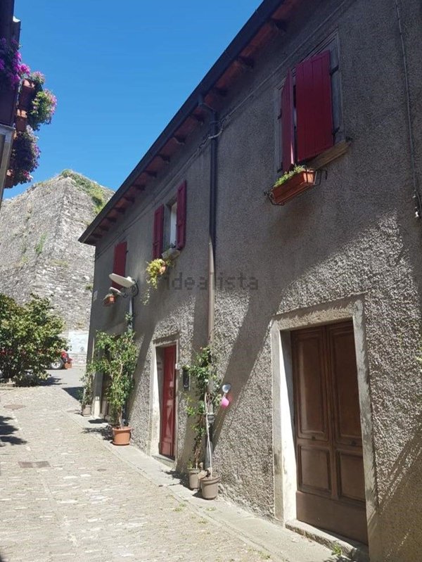 casa indipendente in vendita a Berceto