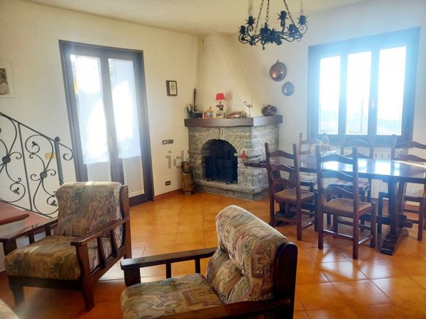 casa indipendente in vendita a Berceto