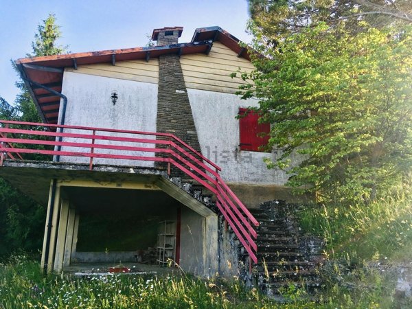 quadrivano in vendita a Berceto