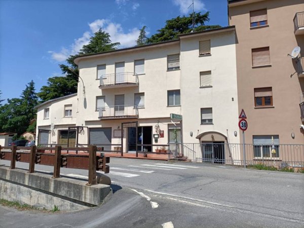 casa indipendente in vendita a Berceto in zona Ghiare