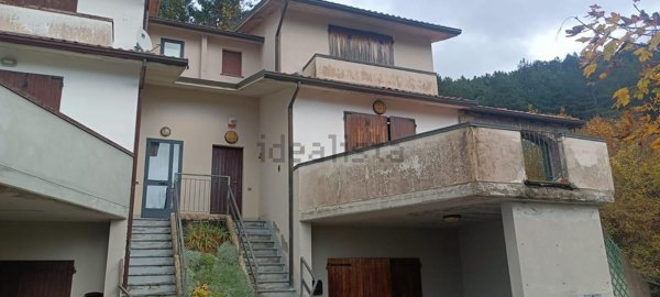 casa indipendente in vendita a Berceto