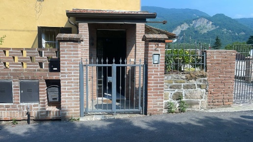 appartamento in vendita a Berceto in zona Ghiare