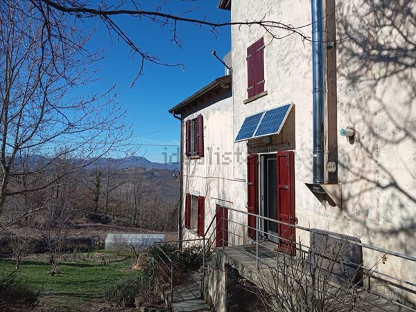 casa indipendente in vendita a Berceto