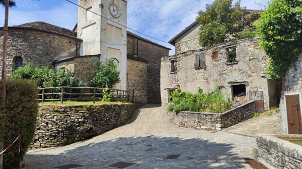 casa indipendente in vendita a Berceto in zona Pagazzano