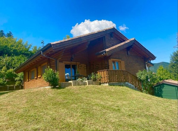 casa indipendente in vendita a Berceto