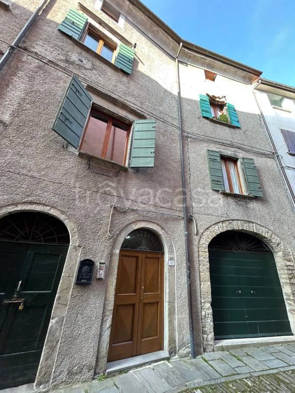 appartamento in vendita a Berceto in zona Pian Farioli
