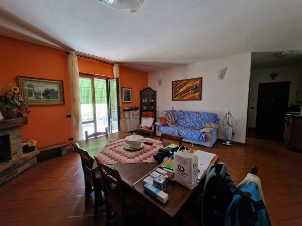 casa indipendente in vendita a Berceto in zona Pian Farioli
