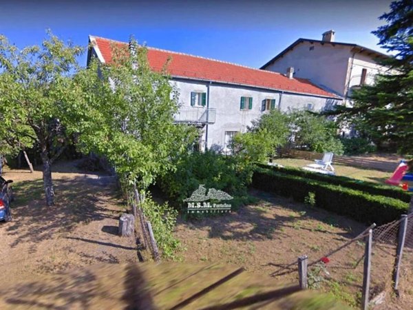 casa indipendente in vendita a Berceto in zona Fugazzolo