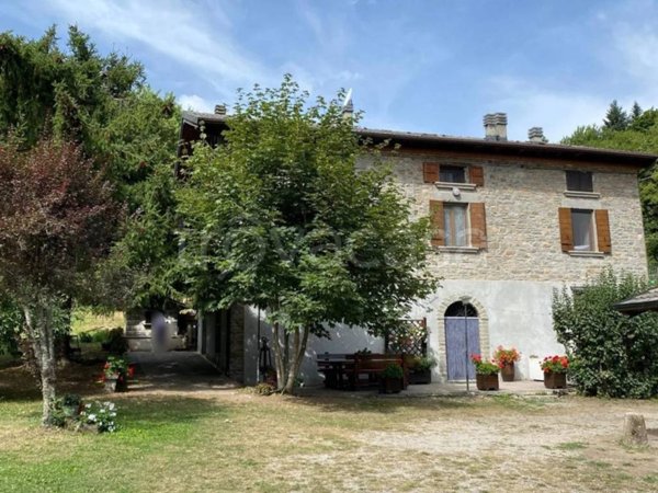 casa indipendente in vendita a Berceto in zona Ghiare