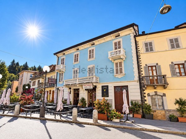 appartamento in vendita a Berceto in zona Pian Farioli