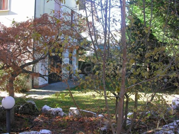 appartamento in vendita a Bore