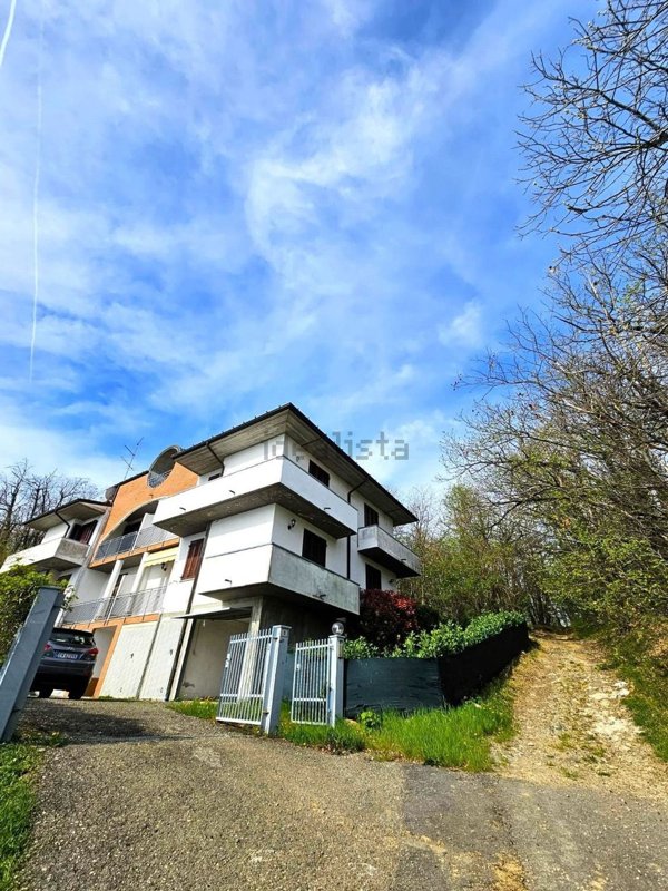 appartamento in vendita a Bore