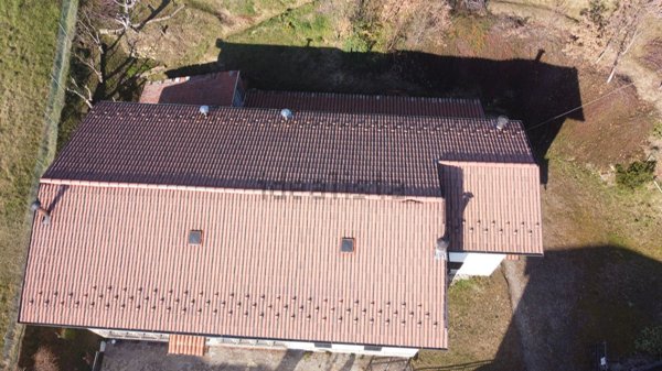 casa semindipendente in vendita a Bore