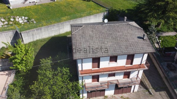 casa indipendente in vendita a Bore