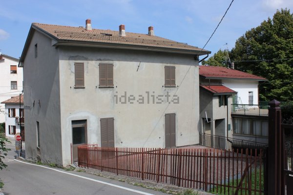 negozio in vendita a Bore