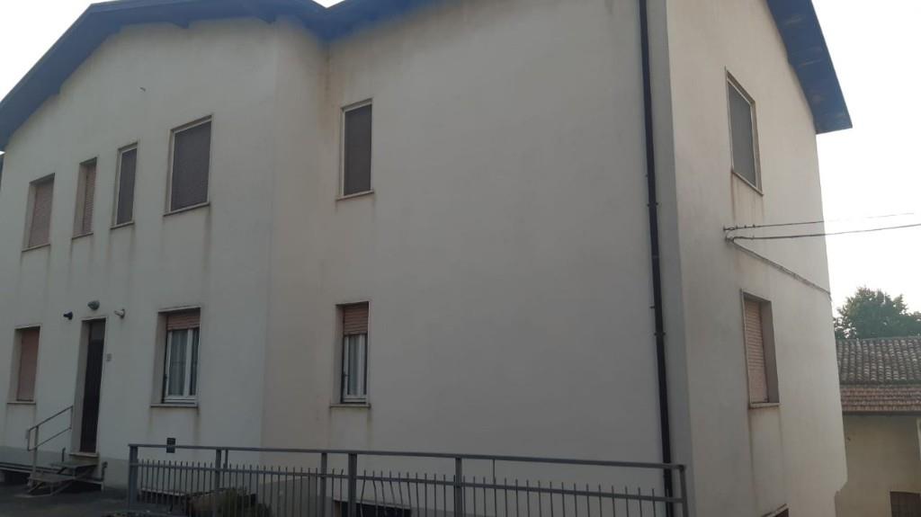 appartamento in vendita a Bore