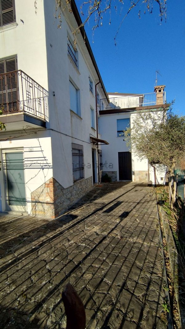 casa semindipendente in vendita a Bore