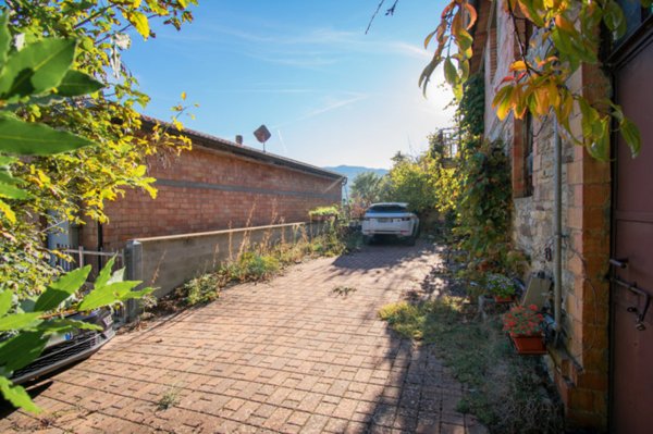 casa indipendente in vendita a Bore in zona Ferrari