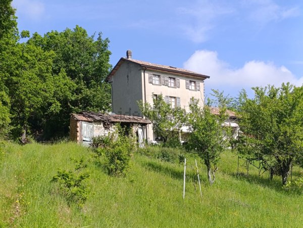 casa indipendente in vendita a Bore