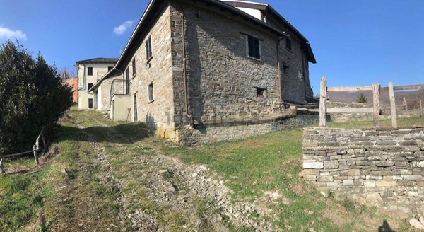 appartamento in vendita a Borgo Val di Taro in zona Cafaraccia