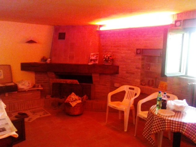 casa indipendente in vendita a Borgo Val di Taro