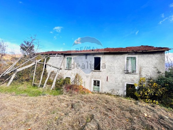 casale in vendita a Borgo Val di Taro