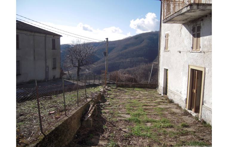 casa indipendente in vendita a Borgo Val di Taro in zona Cafaraccia