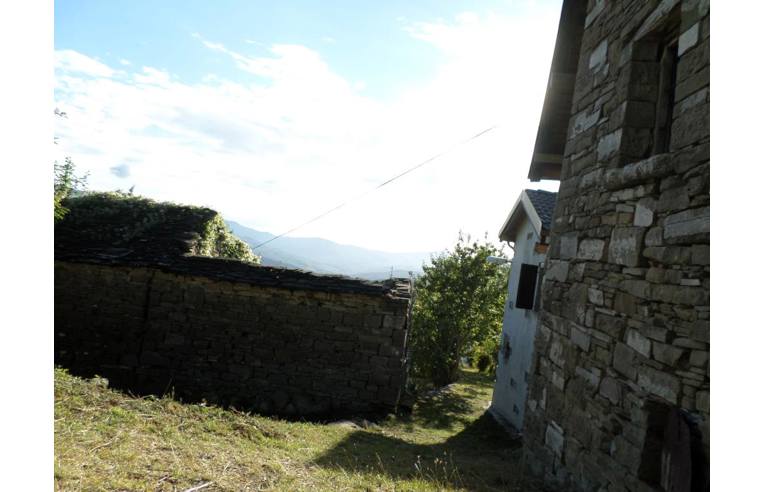casa indipendente in vendita a Borgo Val di Taro in zona San Pietro