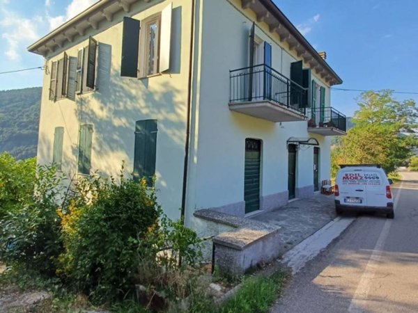 appartamento in vendita a Borgo Val di Taro