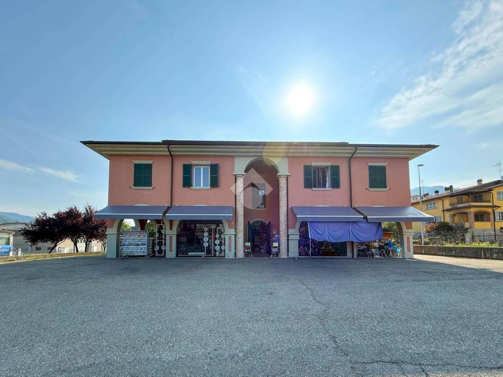 negozio in vendita a Borgo Val di Taro