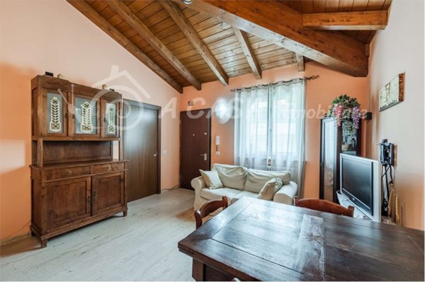 casa indipendente in vendita a Borgo Val di Taro