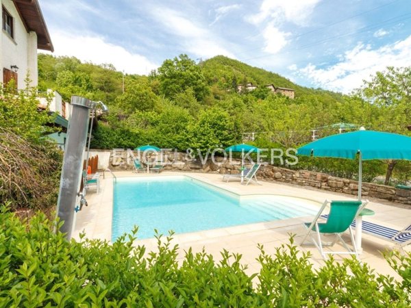 casa indipendente in vendita a Borgo Val di Taro