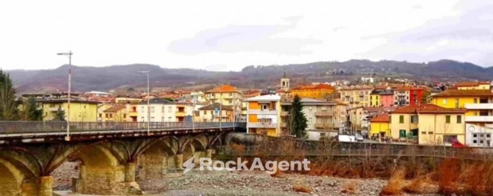 terreno edificabile in vendita a Borgo Val di Taro