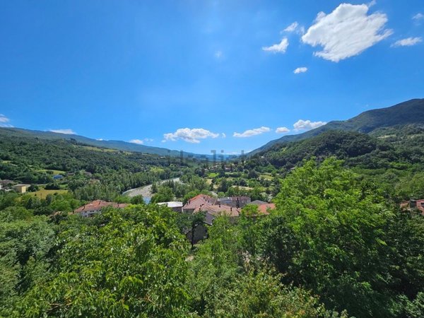 appartamento in vendita a Borgo Val di Taro