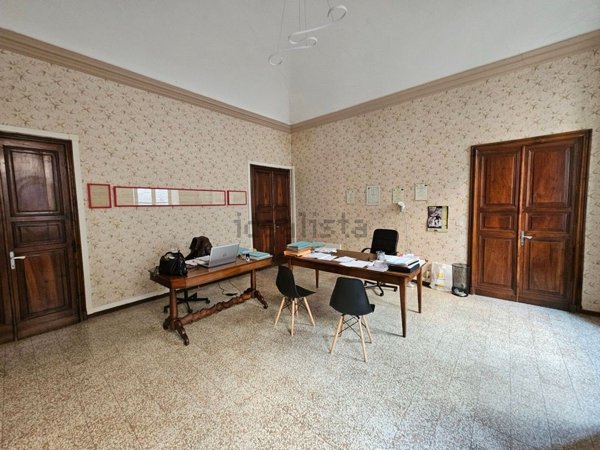 ufficio in vendita a Borgo Val di Taro