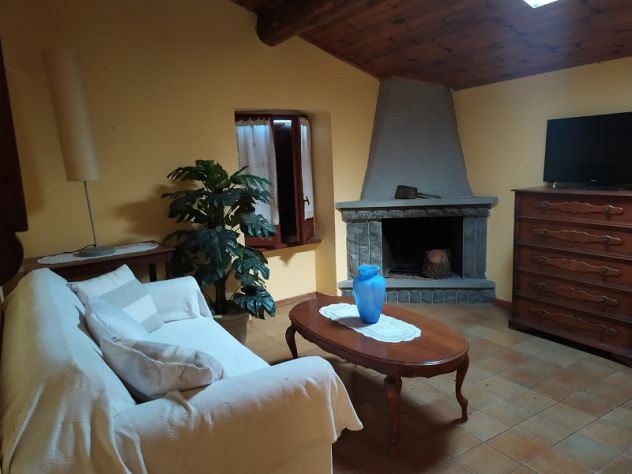 casa indipendente in vendita a Borgo Val di Taro