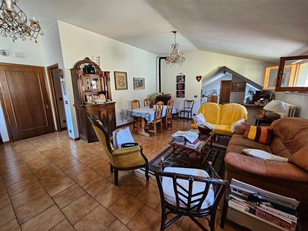 appartamento in vendita a Borgo Val di Taro