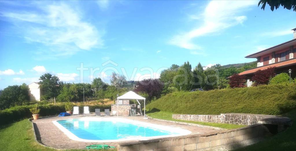 casa indipendente in vendita a Borgo Val di Taro