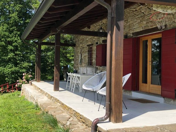 casa indipendente in vendita a Borgo Val di Taro