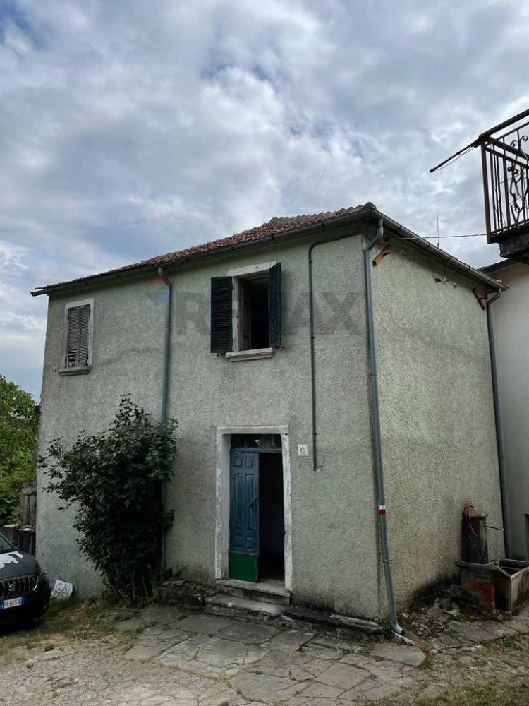 casa indipendente in vendita a Borgo Val di Taro in zona Cafaraccia