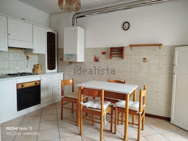 appartamento in vendita a Borgo Val di Taro in zona Il Poggio