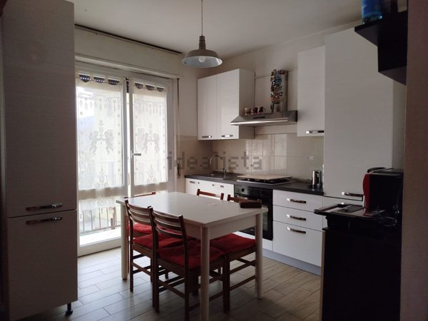 appartamento in vendita a Borgo Val di Taro in zona Il Poggio